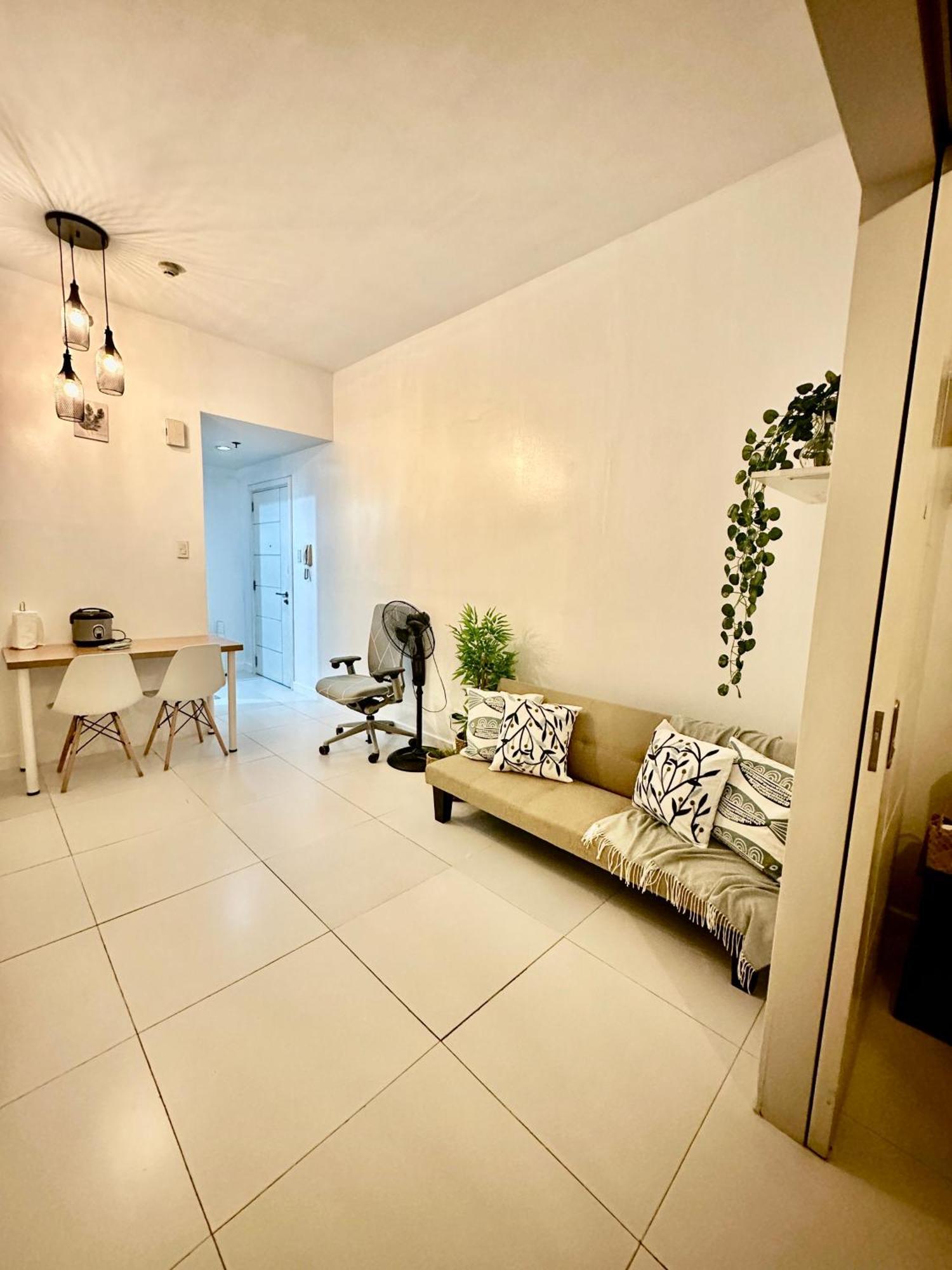 One Bedroom Apartment With Netflix At Greenbelt Makati マニラ市 エクステリア 写真